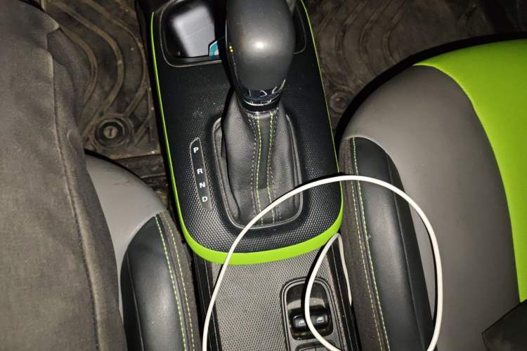 Used Roewe Clever 2021 302 km New Four-Seater Super-Efficient Version