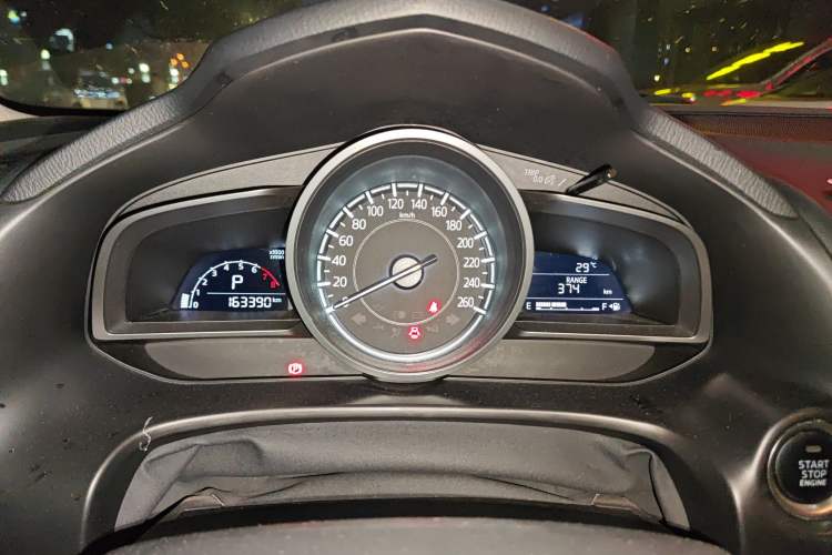 Used Mazda 3 Axela 2017 Sedan 1.5L Automatic Luxury Model Emission Standard China V Instrument Cluster