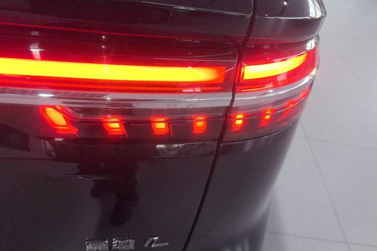 Used Geely Auto Monjaro L 2024 2.0TD High-Power Automatic Two-Wheel Drive Yunqi Version