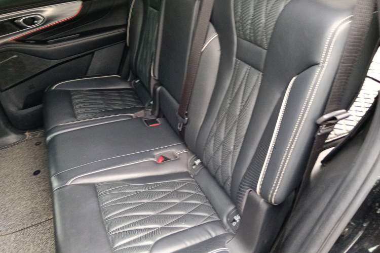 Used GAC Trumpchi GS8 2022 Linghang Series 2.0 TGDI Two-Wheel-Drive Luxury Smart Connectivity Version (7 Seats) Left Rear Seat