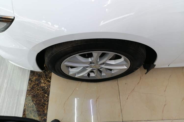 Used Chevrolet Malibu XL 2018 530T Automatic RuiChi Edition Left Front Wheel Hub