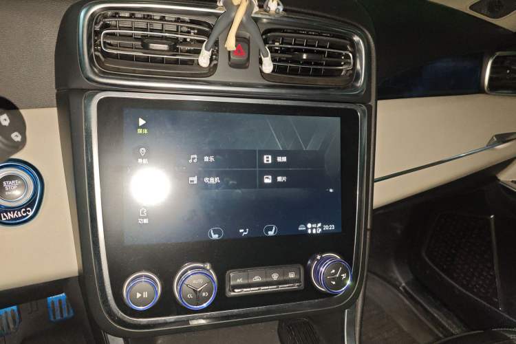 Used Lynk & Co 01 2017 2.0T Two-Wheel Drive Zhaopu Version