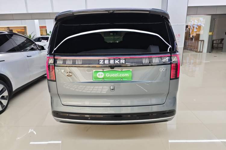 Used Zeekr 009 2024 Six-Seat Executive Version 4WD 108 kWh
