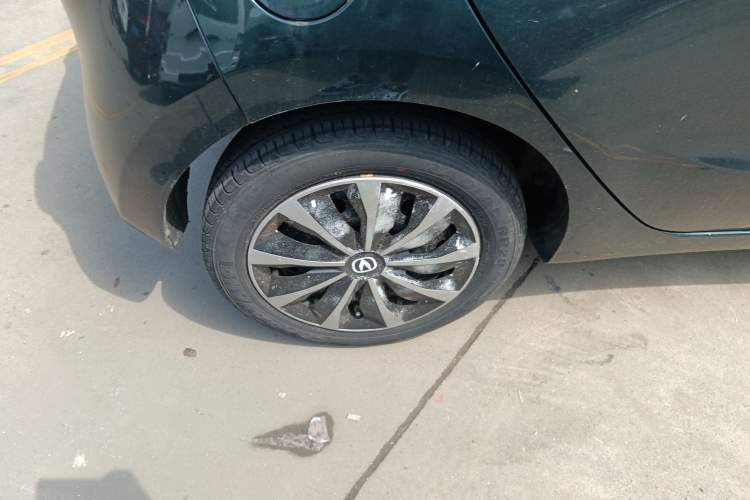 Used CHANGAN Benni E-Star 2021 National Edition Xin Yue Version Lithium Iron Phosphate (31.86 kWh) Exterior 5