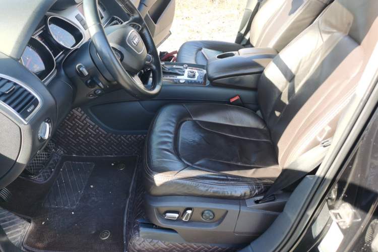 Used Audi Q7 2012 3.0 TFSI Comfort Model (200kW) Left Front Seat