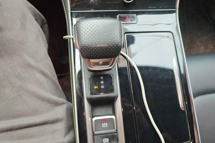 Used Roewe i6 MAX New Energy 2021 EV 500 Skyroof Flagship Edition Gear Lever