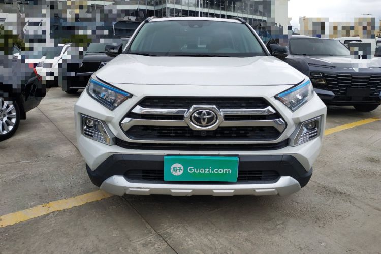 Used Toyota RAV4 2023 2.0L CVT 4x4 Adventure Edition
