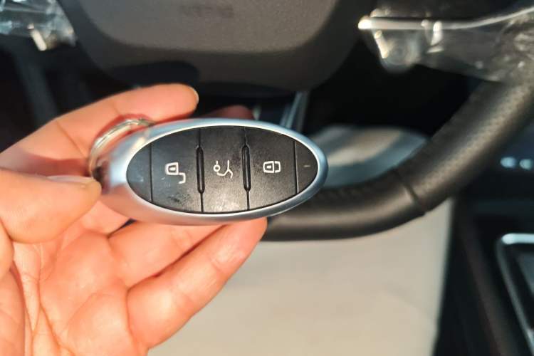 Used Bestune T99 2023 2.0T Automatic Premium (6AT)