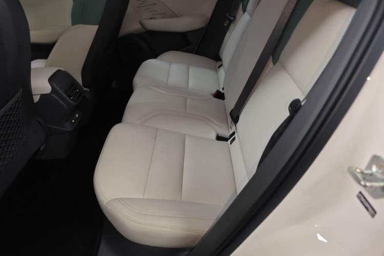 Used Lynk & Co 06 EM-P 2023 EM-P 126 Long-Range Pro