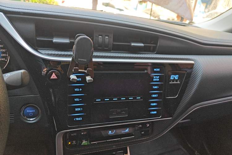 Used Toyota Levin 2017 Revised Dual-Engine 1.8H GS E-CVT Elite Sunroof Version China V Standard