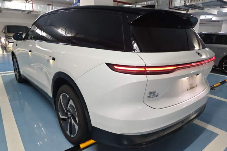 Used Nio ES8 2023 75 kWh Rear Left 45 Deg