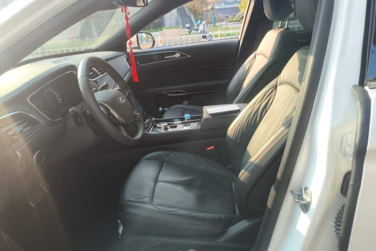 Used Ford Taurus 2019 EcoBoost 245 Vignale Deluxe Edition
