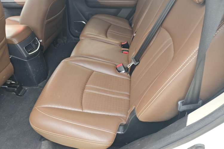 Used BYD S7 2015 1.5T Upgraded Manual Luxury Model