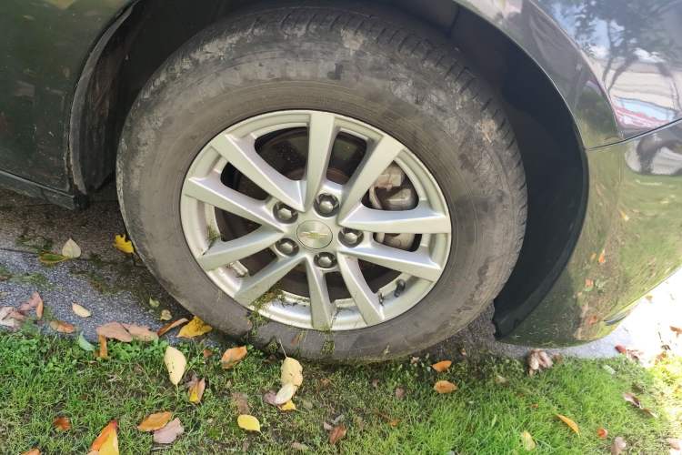 Used Chevrolet Malibu 2018 530T Automatic Fashion Edition Right Front Wheel Hub