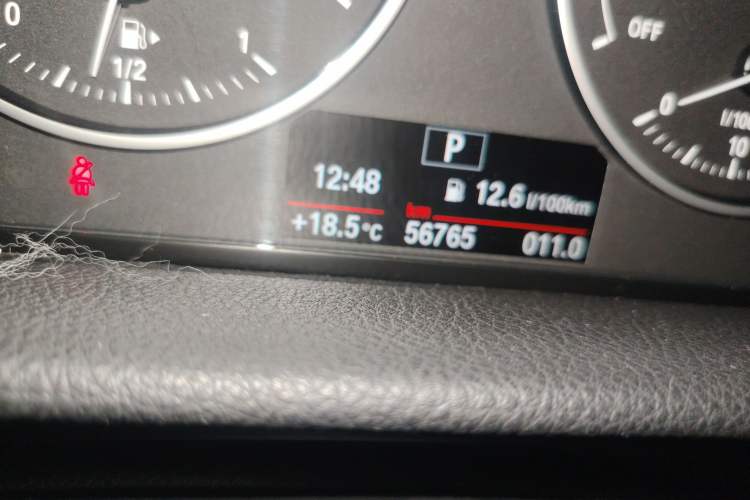 Used BMW 2 Series Active Tourer 2016 218i Sports Design Package Odometer Close Up