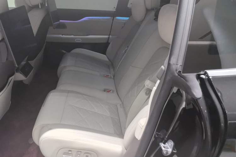 Used Nio ET7 2024 100kWh Executive Signature Edition
