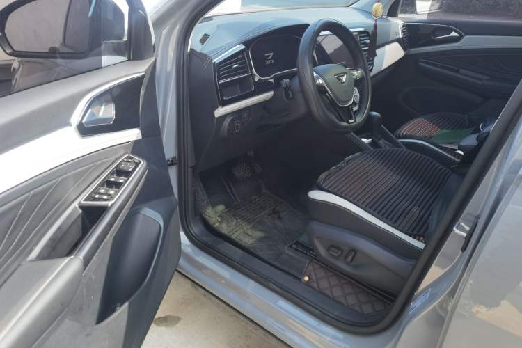 Used Jetta VS7 2024 Kaili Jiangshan 280TSI Automatic Glory Edition Interior 3