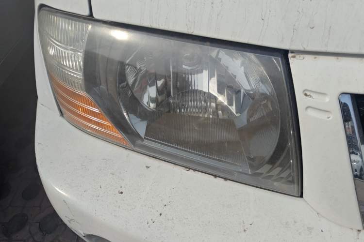 Used Mitsubishi Pajero 2011 V73 3.0L MT GL Right Front Headlight