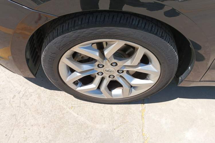 Used Geely Auto Emgrand GT 2015 1.8T Premium Model Left Front Wheel Hub