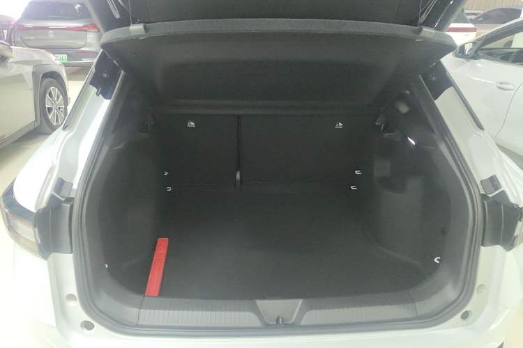 Used Volkswagen ID.4 X 2021 Pure+ Long-Range Edition Trunk