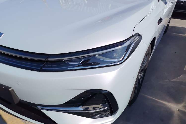 Used Geely Galaxy Galaxy A7 2025 Model EM-i 150km Long-Distance Edition