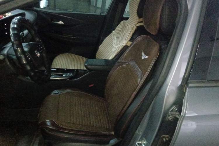 Used Buick Envista 2022 1.5T GS Fuel-Efficient Version Left Front Seat