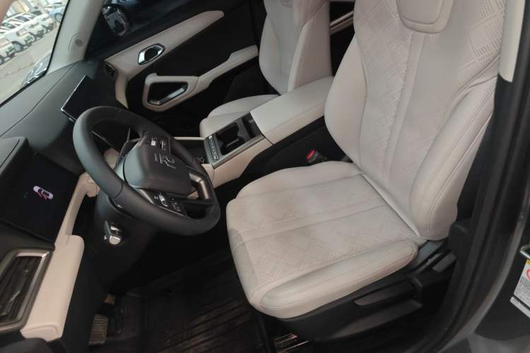 Used BYD Yuan UP 2025 Intelligent Driving Version 401 KM Dynamic Edition