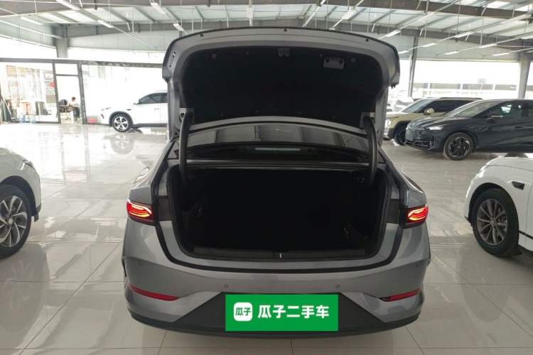 Used BYD Qin PLUS 2025 DM-i Smart Drive 55KM Leading Model