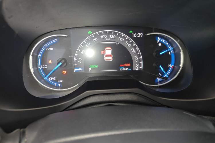 Used Toyota RAV4 2020 Dual-Engine 2.5L E-CVT Four-Wheel Drive Elite Edition Instrument Cluster