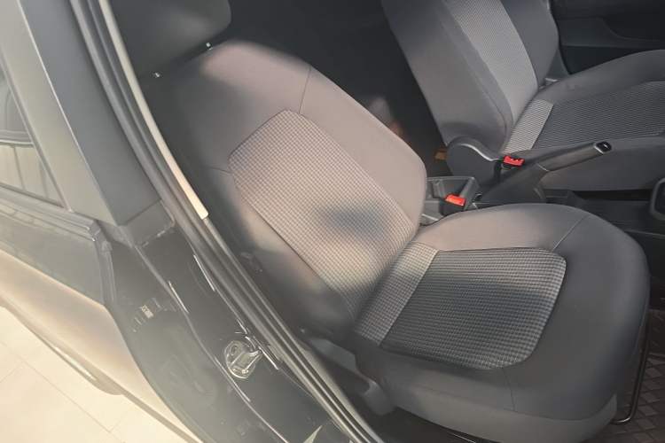 Used Volkswagen Santana 2019 1.5L Automatic Fashion Edition China VI Right Front Seat