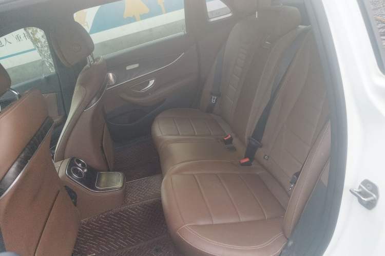 Used Mercedes-Benz E-Class 2021 E 300 L Sporty and Stylish Model
