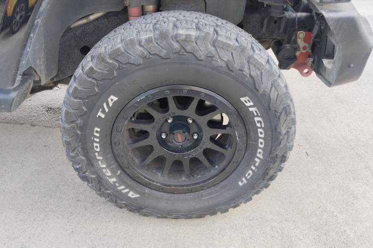 Used Jeep Wrangler 2015 3.0L Sahara Four-Door Comfort Edition