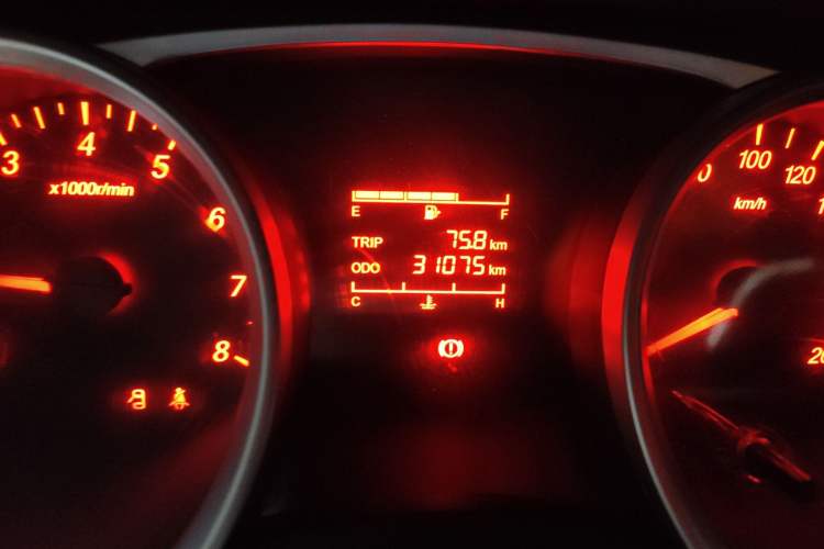 Used Wuling Hongguang 2019 1.5L S Standard Version China VI LAR
