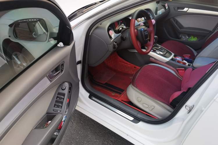 Used Audi A4L 2011 2.0 TFSI Comfort Model