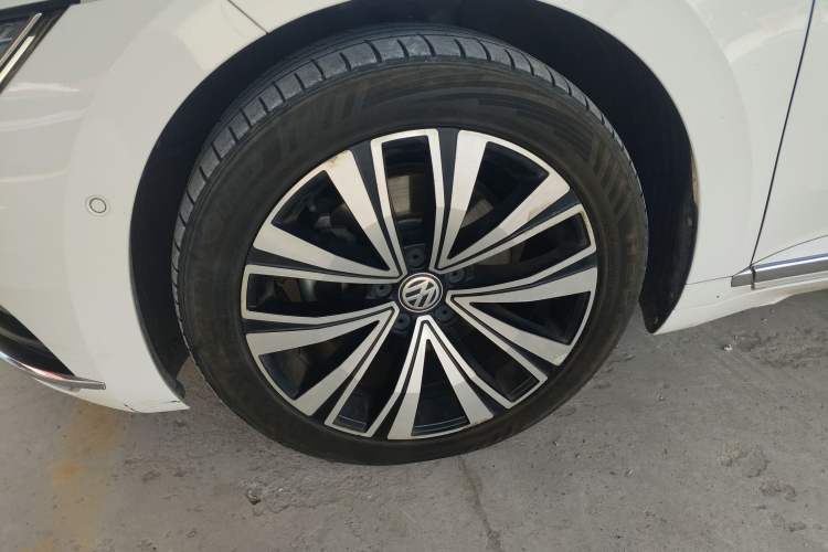 Used Volkswagen FAW-Volkswagen CC 2020 330TSI Glamour Edition China VI Standard Exterior 4