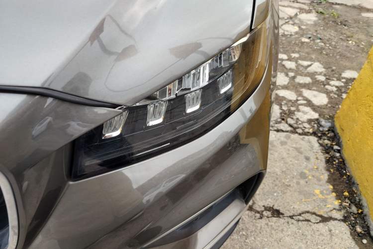 Used Geely Auto Emgrand X7 Sport 2020 1.8TD DCT ZhiZun PRO