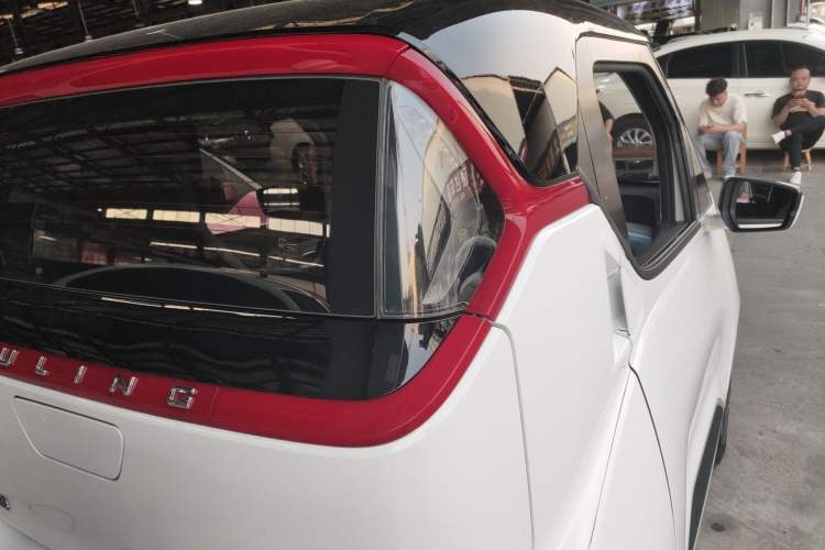 Used Wuling NAMMIEV 2021 Passion Edition Right Rear Taillight