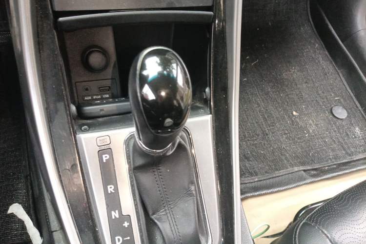 Used Hyundai Elantra (5th Generation / Langdong) 2012 1.6L Automatic Prestige Model