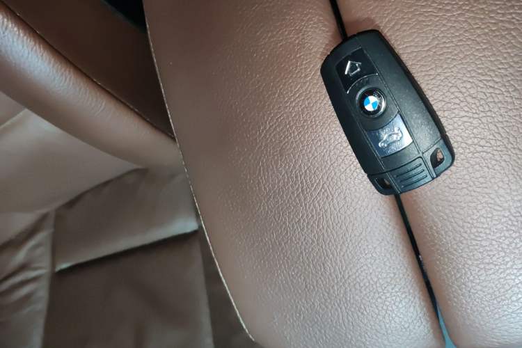 Used BMW X5 2011 xDrive35i Luxury Model
