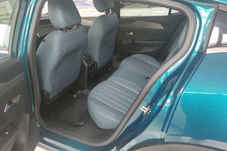 Used Peugeot 408X 2023 Boundary-Free Edition
