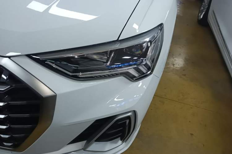 Used Audi Q3 2021 40 TFSI Fashion Dynamic Model