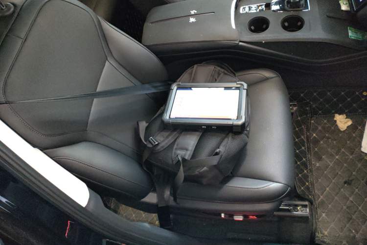 Used Hongqi HS3 PHEV 2025 Model 125km Jingwei PLUS 2 Millionth Anniversary Edition