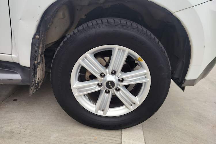 Used Isuzu mu-X 2017 2.5T Two-Wheel Drive Automatic Luxury Edition 5 Seats