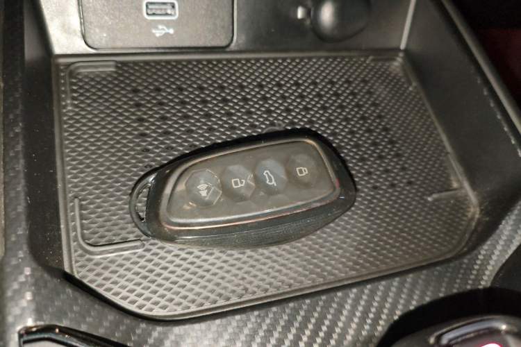 Used Haval H Dog 2023 2.0T Two-Wheel Drive Chaoye Version Plus Vehicle Key