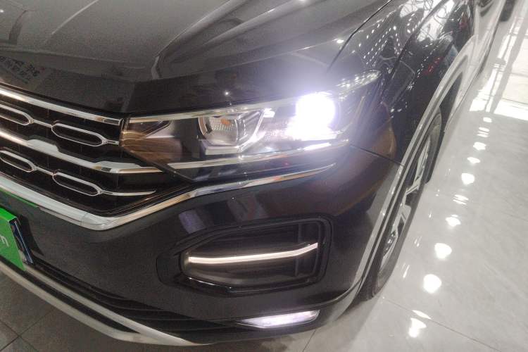 Used Volkswagen Tayron 2019 330TSI Two-Wheel-Drive Luxury Version China V Emission Standard
