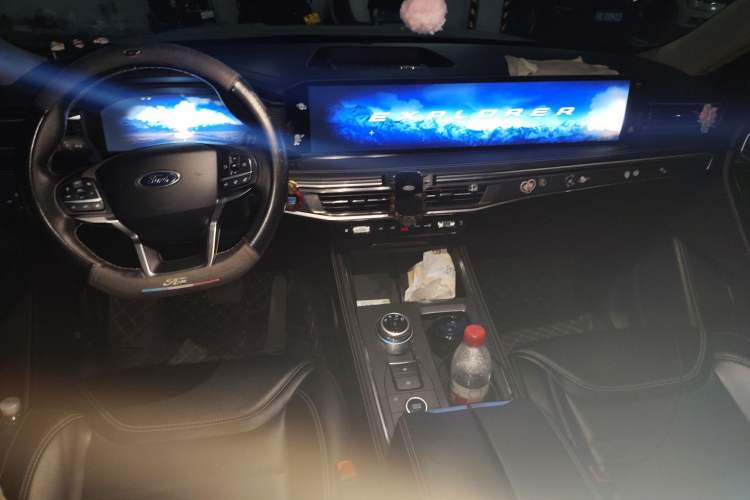 Used Ford Explorer 2023 EcoBoost 285 Four-Wheel Drive Stylish Plus Version 7 Seats