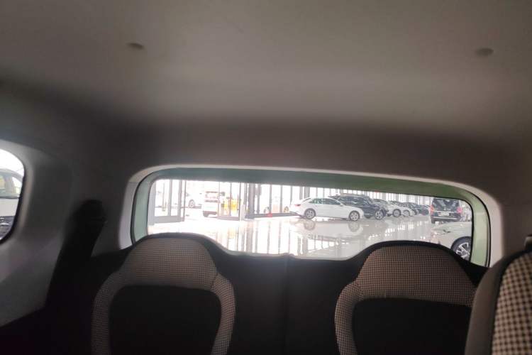 Used Wuling Hongguang MINIEV 2024 3rd Generation 215km Youth Edition Headliner