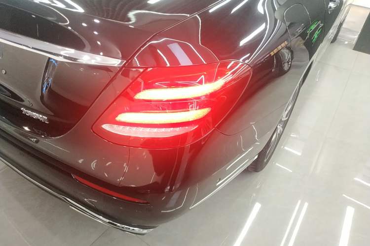 Used Mercedes-Benz E-Class 2016 E 300 L Stylish Model Right Rear Taillight