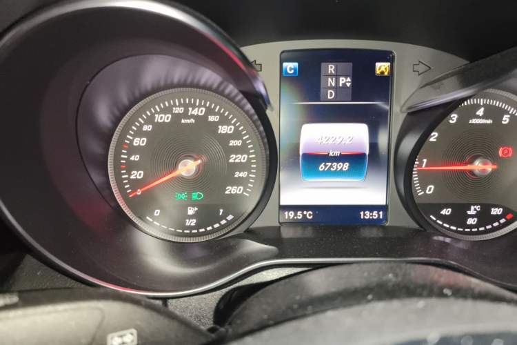 Used Mercedes-Benz C-Class 2018 C 200 Coupe Odometer Close Up