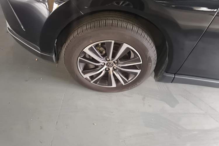 Used Toyota Harrier 2022 2.0L CVT Two-Wheel Drive Luxury Edition
